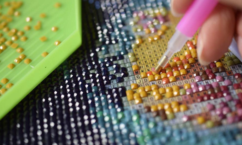 Reuse Leftover Beads of Diamond Painting Art Smartly